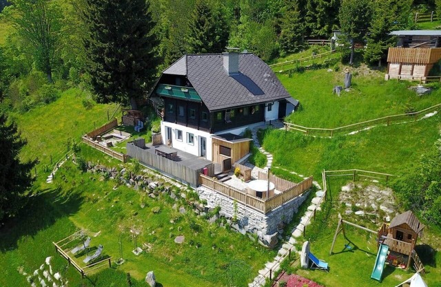 Glowworm Hut, nature, wellness and luxury