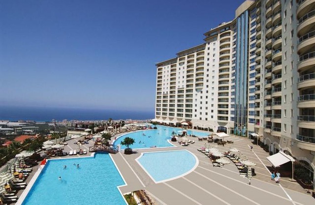 Gold City SM Apartment