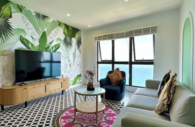GOLD COAST 3 Bedrooms Ocean View