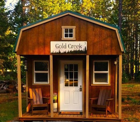 Gold Creek Cabin 3 - Sleeps Up To 4