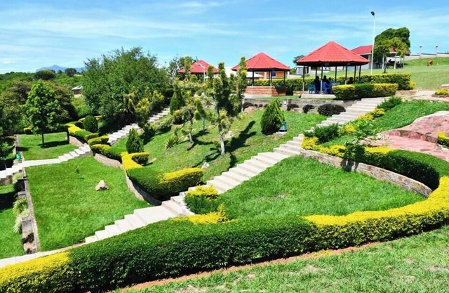 Golden Rays Resort