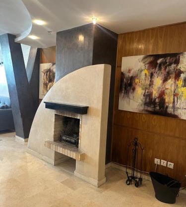 Golden Triangle Apartment Rental