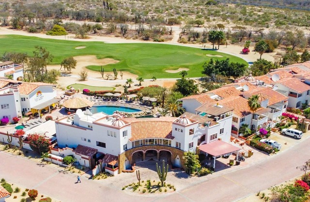 Golfers Paradise Beautiful Suite + Terrace