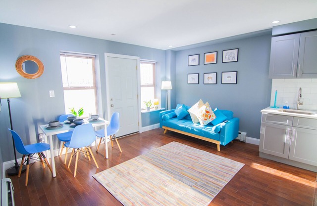 ✪Gorgeous 1BR + Balcony ✪30mins ➜ NYC, 13mins ➜JFK