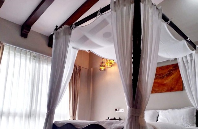 Gorgeous 2bhk Riverview Apartment, Candolim, Goa