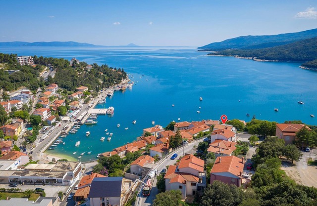 Gorgeous apartment in Rabac with WiFi
