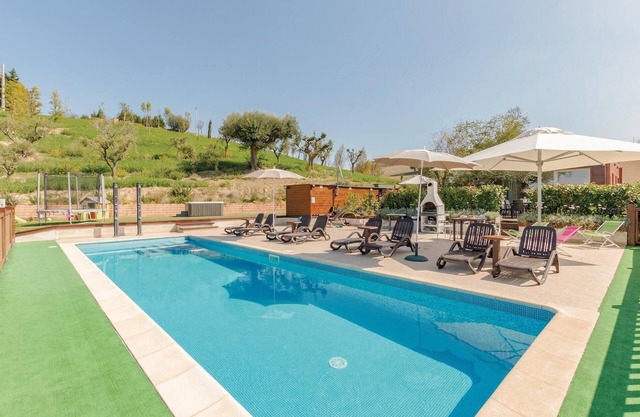 Gorgeous home in Montegranaro FM