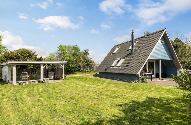 Gorgeous home in Broager with WiFi