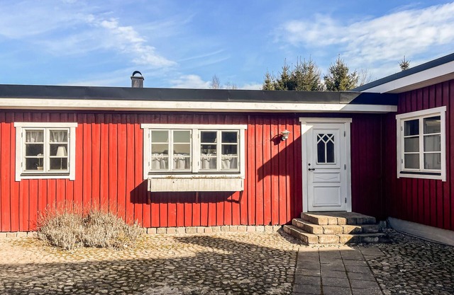Gorgeous home in Eslöv with WiFi