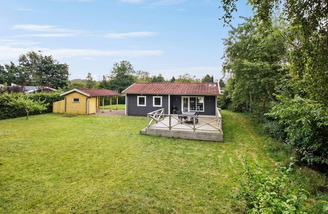 Gorgeous home in Fårvang with WiFi