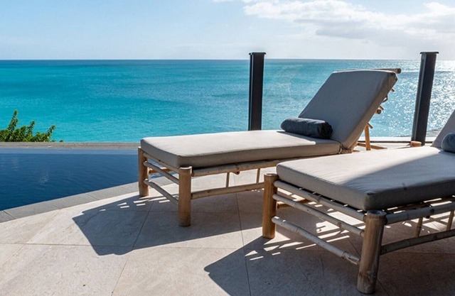 Gorgeous new 2 bedroom villa with amazing views in Tamarind Hills