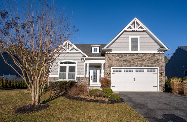 GORGEOUS, SPACIOUS HOME IN POOL/RESORT CMMTY- 41235 Gloucester, Rehoboth ,DE