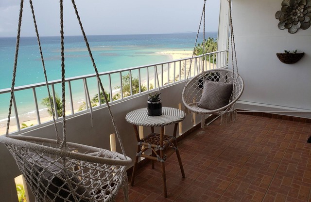 Gorgeous views studio across from the beach.