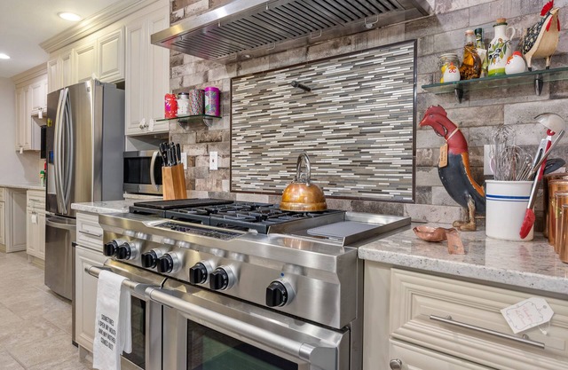 Gourmet Getaway: Cozy Home with Chef's Kitchen