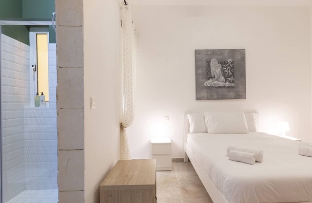 GOZO Suite-Hosted by Sweetstay