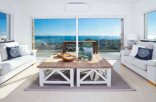 Graham Holiday Rentals La Palmera 