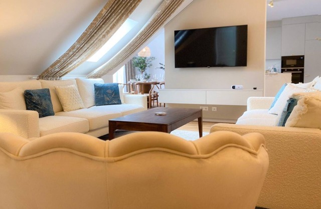 Grand Deluxe attic apartment - Winzerhof Mußbach