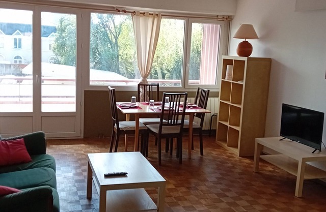 Grand Appart à 4 min de Bordeaux