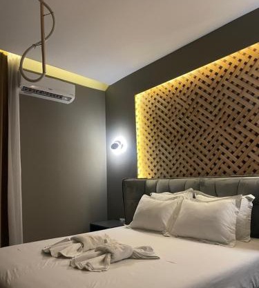 GRAND JNK Boutique Hotel