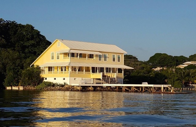 Grand Oceanfront Home With Private Spa, Spacious Living Areas, Stunning Views
