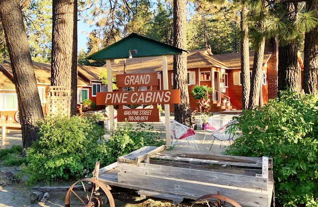 Grand Pine Cabins