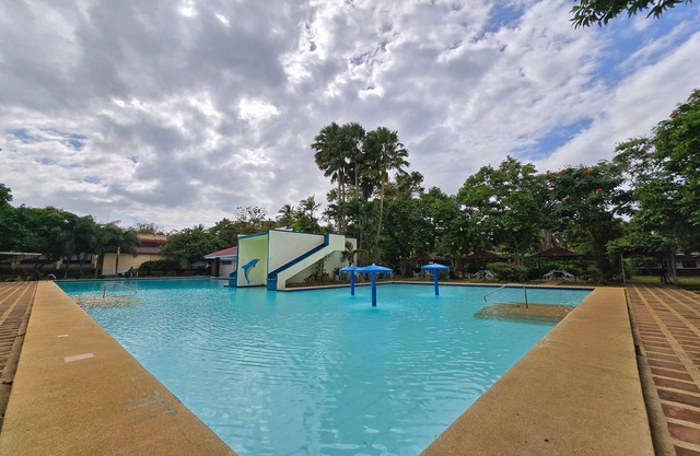 Grand Villa Laguna