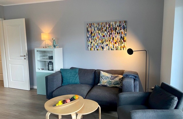 Great apartment with terrace and 2 bedrooms, sun loungers, close to the beach