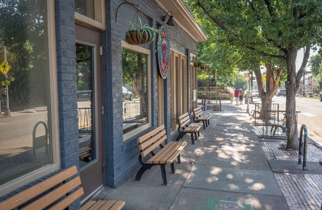Great house to explore Denver area!