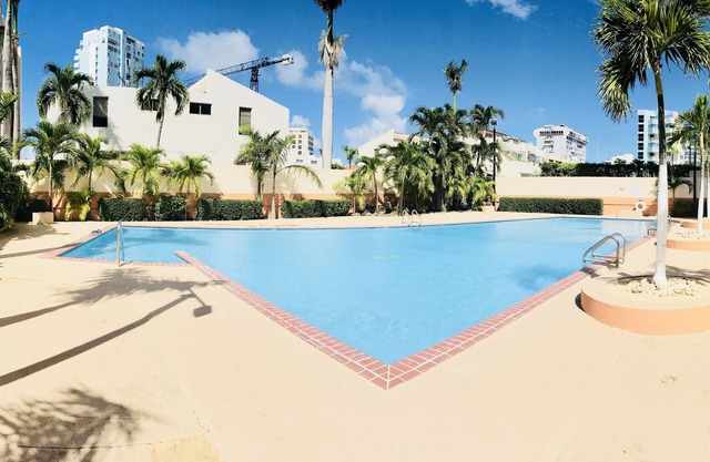 Great Location! Perfect For Couples! Near Hotel San Juan & Beach Of Isla Verde