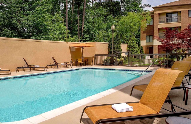 Great Relaxing Overnight Stay! Free Parking, Pets Allowed, Near Cook Road Park