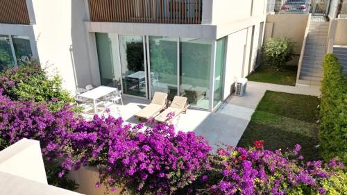 Green Coast Palase Sun Kissed Terrace Villa 110A