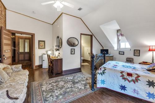 Greer Room at Main Street Bed & Breakfast