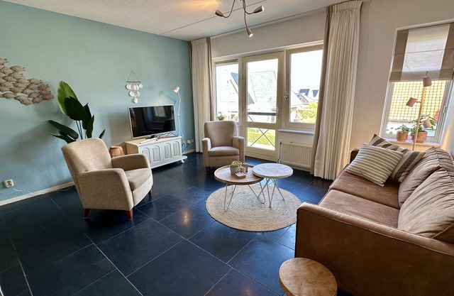GROET: Only 2000 meters from the beach! Beautiful apartment for 4 persons.