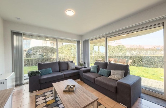 Ground floor apartment with large garden