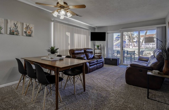 GROUND FLOOR! End Unit, Resort Side, All Access!