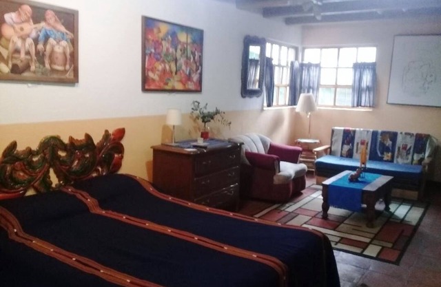 Ground floor Studio in Secure residential Spa compound