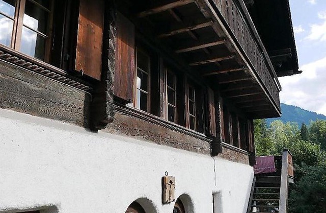 Gstaad Apartment Sleeps 9 WiFi