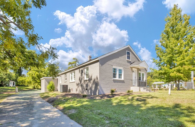 Guest Apartment: 1 Bd 1 Ba with Washer & Dryer