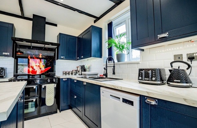 Guest Homes | Final Approach House