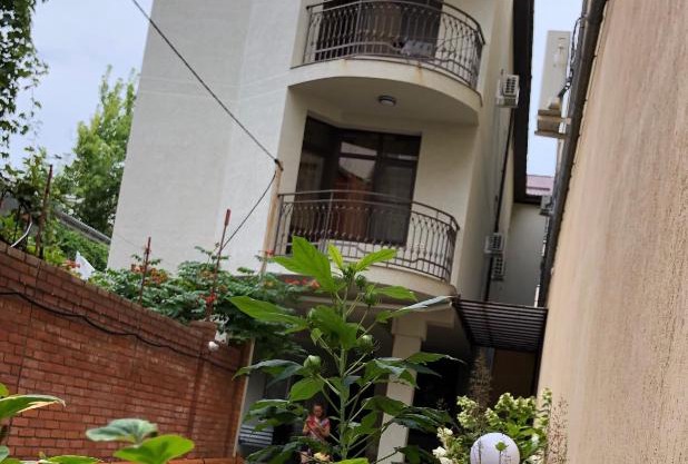Guest house on Terskaya 90