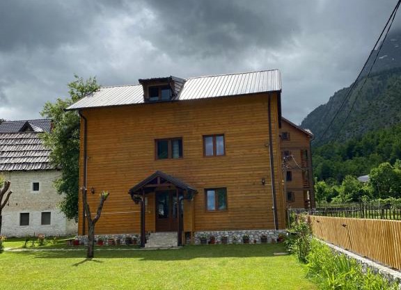 Guesthouse Mehmeti