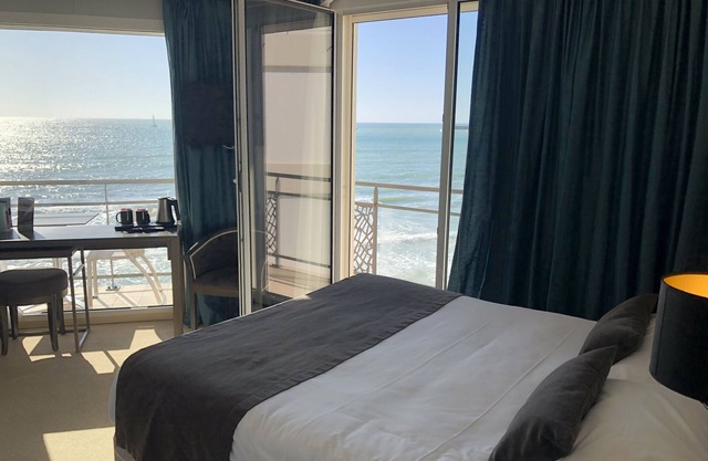 Hôtel & Spa Les Roches Noires