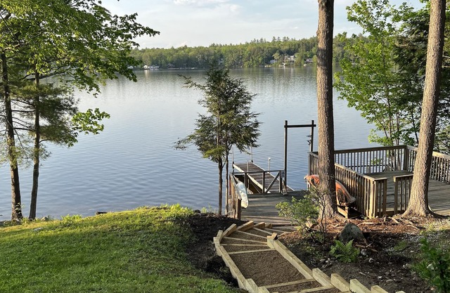 Half Moon Lake, Barnstead, NH vacation house on water front with firepit