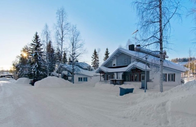 Hallantytär B3 Paritalo by Interhome