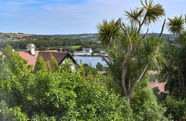 Halwell Lodge