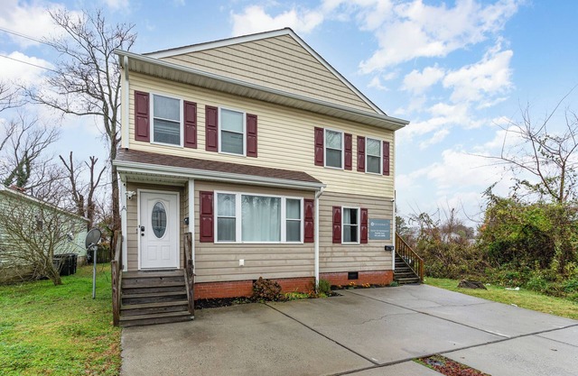 Hampton 2BR ᠅ Cozy & Pet-Friendly ᠅ Long Stays
