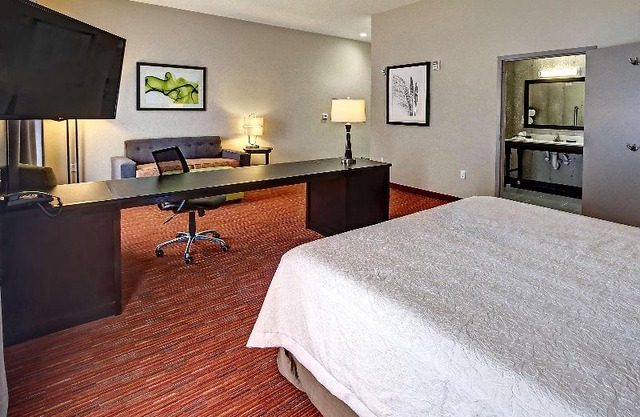 Hampton Inn and Suites Ada
