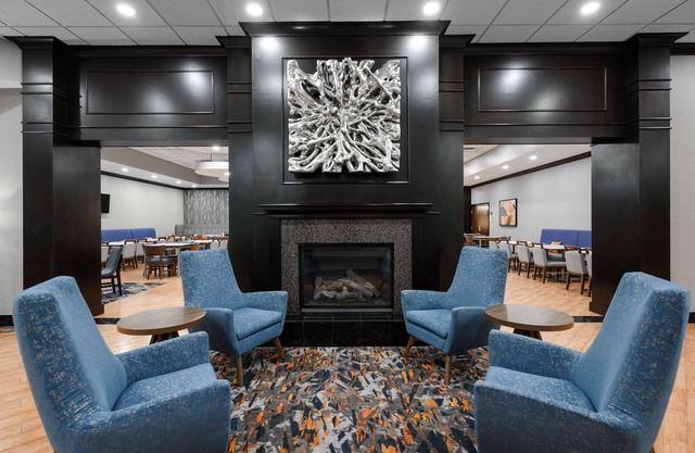 Hampton Inn Evansville/Airport