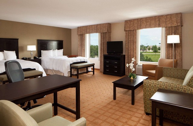 Hampton Inn & Suites Chicago/St. Charles