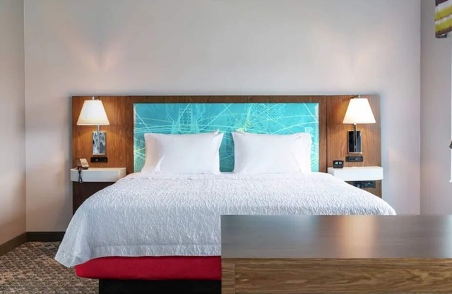 Hampton Inn & Suites Howell